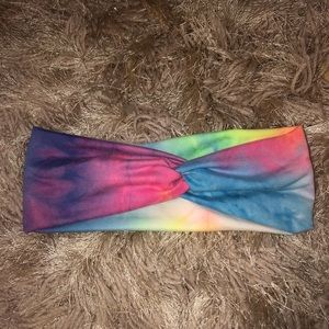 Tie-dye twist headband